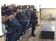 بالفيديو: جموع من أهالي مدينة يافا يشيّعون جثمان السيدة "شهرات عايش"